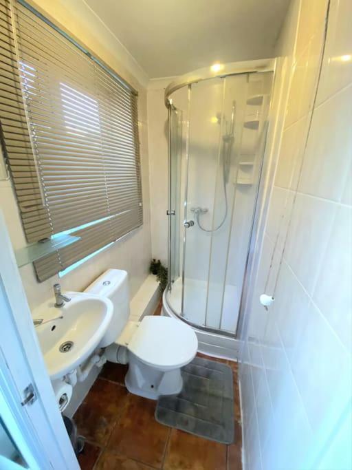 Evo A - Gravesend 1 Bedroom Apartment Exteriör bild
