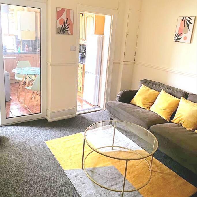 Evo A - Gravesend 1 Bedroom Apartment Exteriör bild
