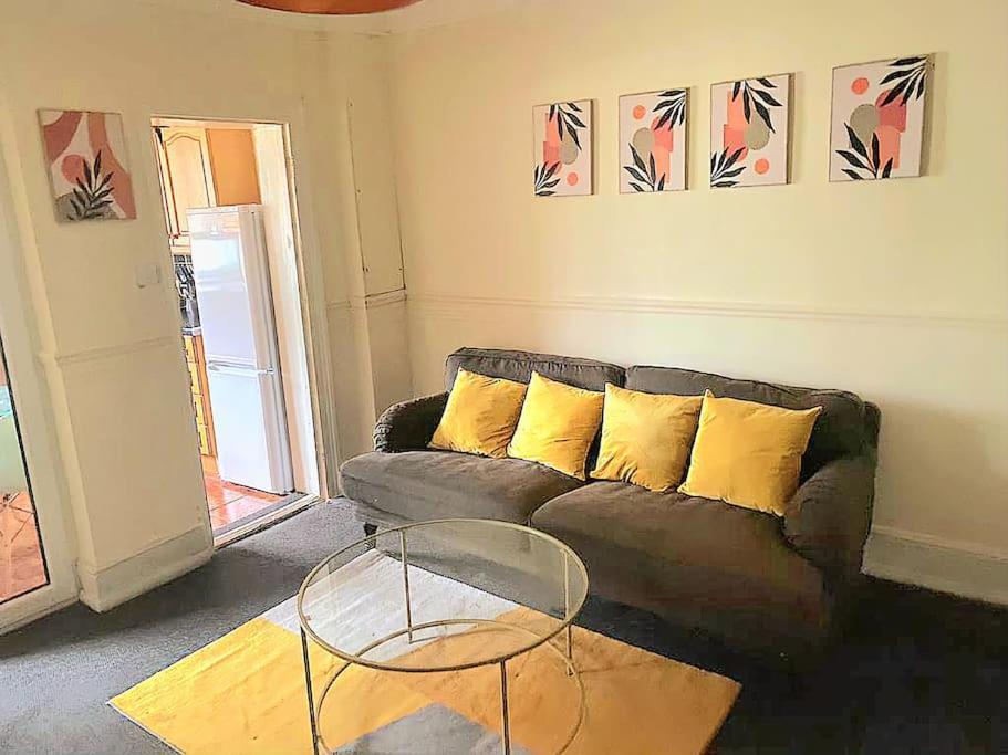 Evo A - Gravesend 1 Bedroom Apartment Exteriör bild